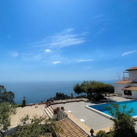 特拉罗萨陶尔米纳公寓 公寓式酒店 陶尔米纳