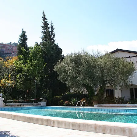 شقة فندقية Terra Rossa 4*