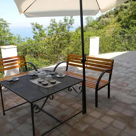 Terra Rossa 4* تاورمينا
