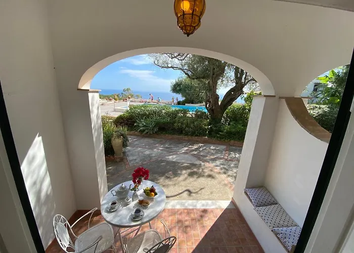 特拉罗萨陶尔米纳公寓