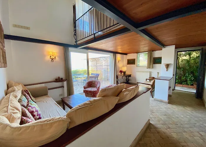 特拉罗萨陶尔米纳公寓 公寓式酒店