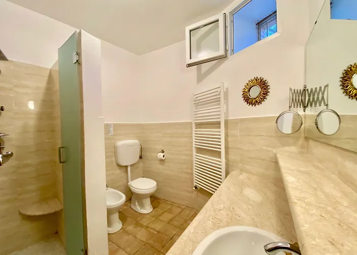 特拉罗萨陶尔米纳公寓 公寓式酒店 4*