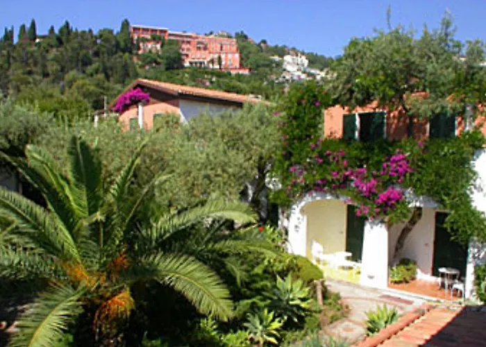 特拉罗萨陶尔米纳公寓 陶尔米纳