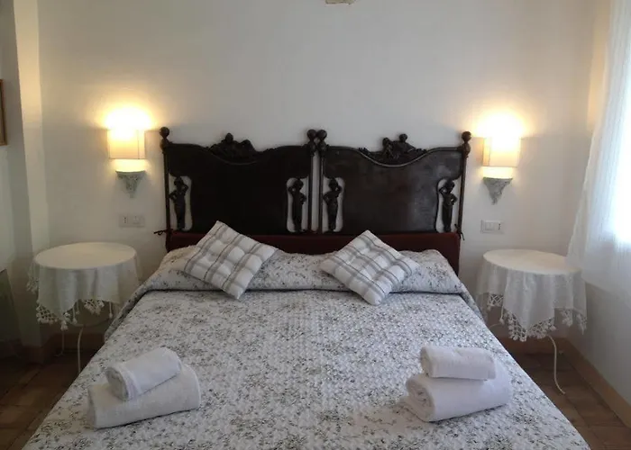 特拉罗萨陶尔米纳公寓 陶尔米纳