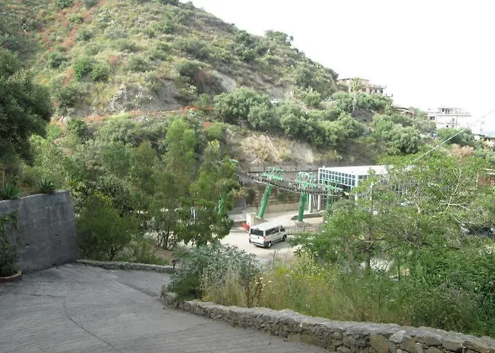 特拉罗萨陶尔米纳公寓 陶尔米纳