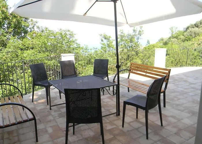 公寓式酒店 特拉罗萨陶尔米纳公寓 4*