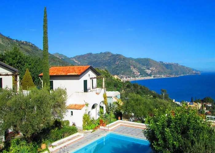 特拉罗萨陶尔米纳公寓 陶尔米纳